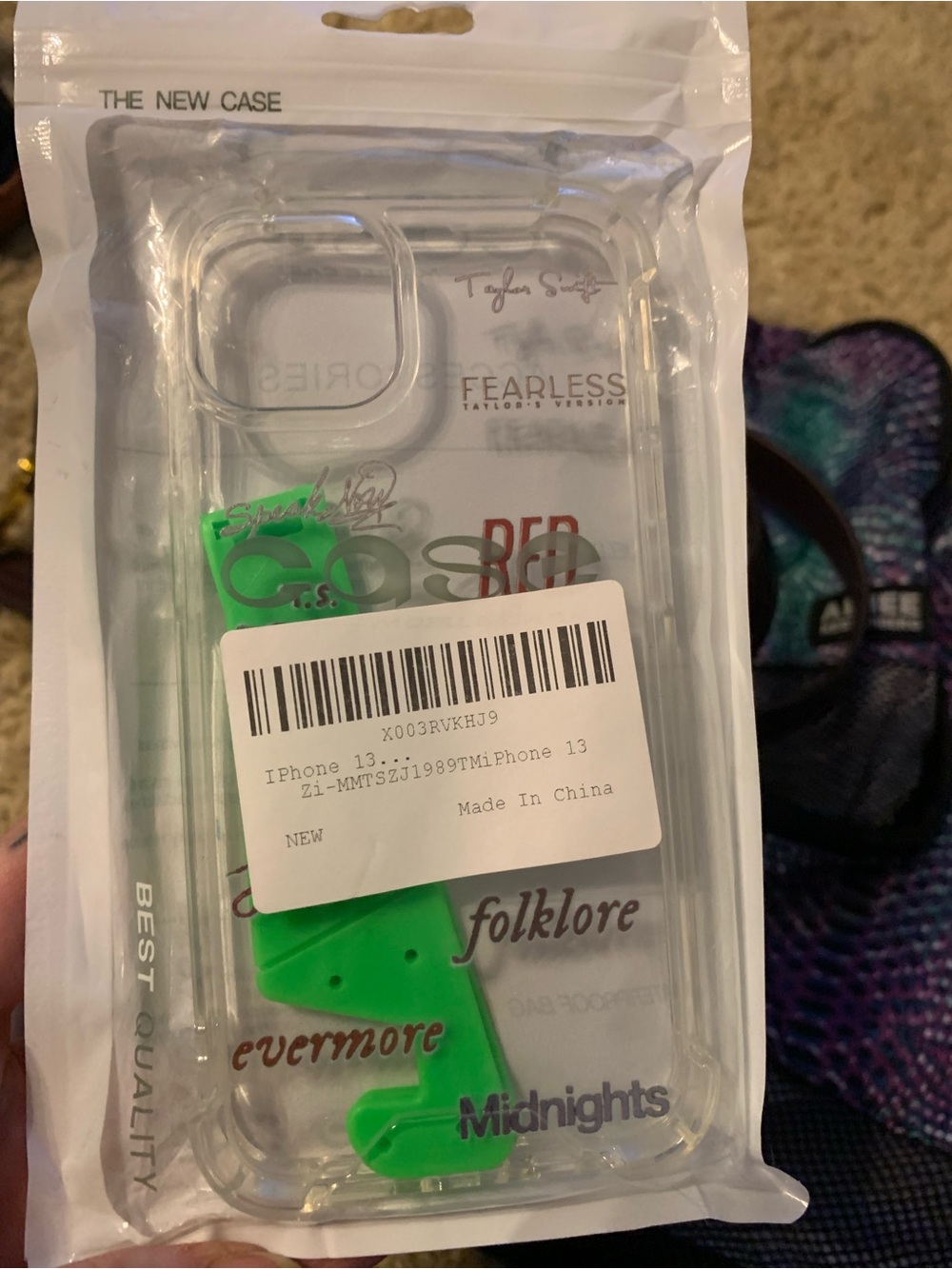 Clear iPhone 15 Case with Green Accent - Unbranded